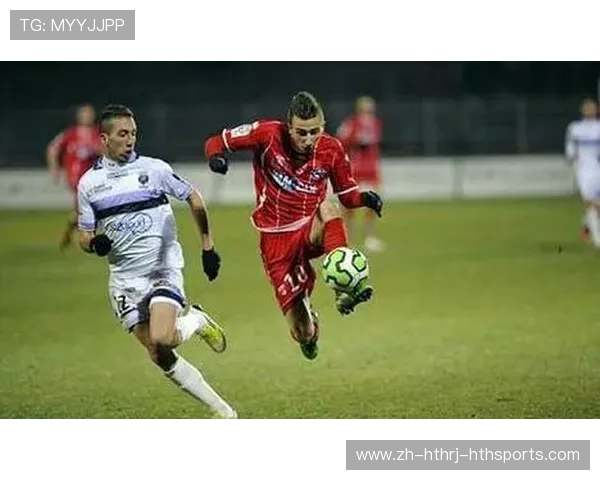 马赛主力后卫因伤缺阵可能性分析及对球队防守影响评估 马赛主力后卫因伤缺阵可能性分析及对球队防守影响评估